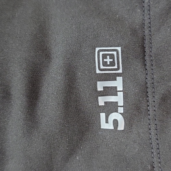 Men's 5.11 Tactical Black Polo Shirt - Picture 4 of 8